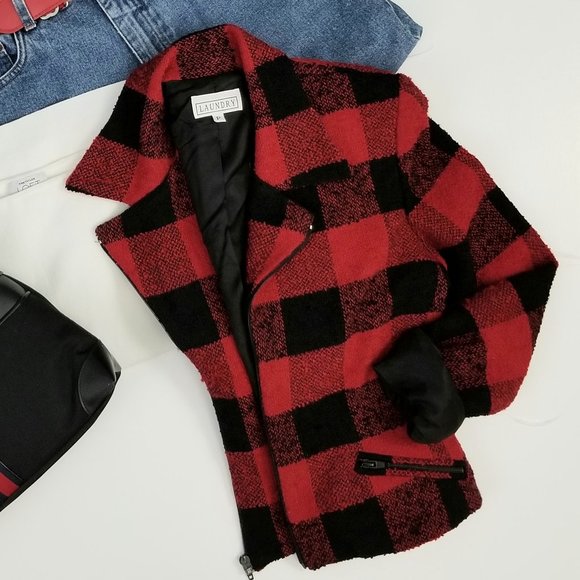 FIND THESE BEAUTIES & SO MUCH MORE IN MY CLOSET! - Picture 4 of 5